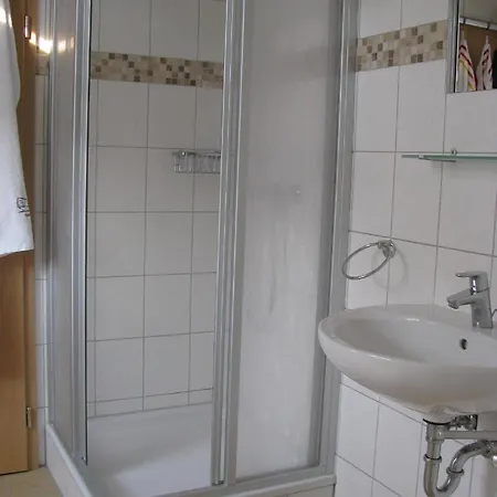 Apartment Moderne Mitten In
