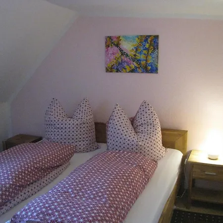 Moderne Mitten In Apartment *