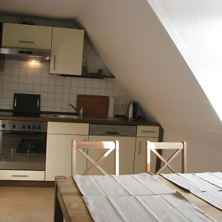 Moderne Mitten In Apartment *